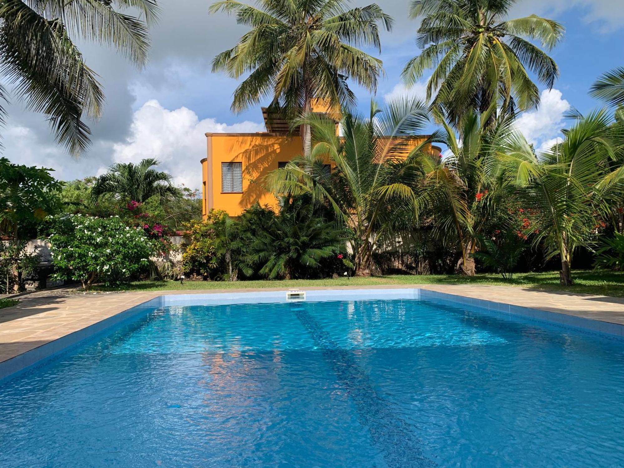 Lions Home Diani Beach Eksteriør billede